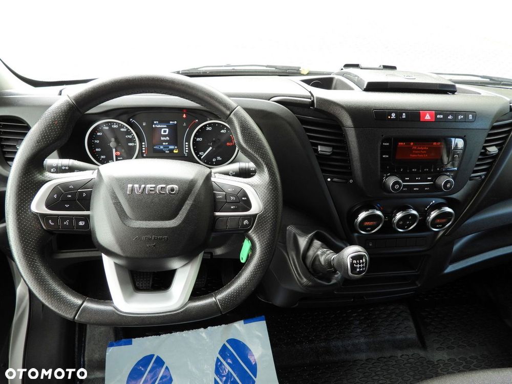 Iveco DAILY 35S18 PLANDEKA WINDA 8 PALET WEBASTO TEMPOMAT KLIMATYZACJA  180KM - 30