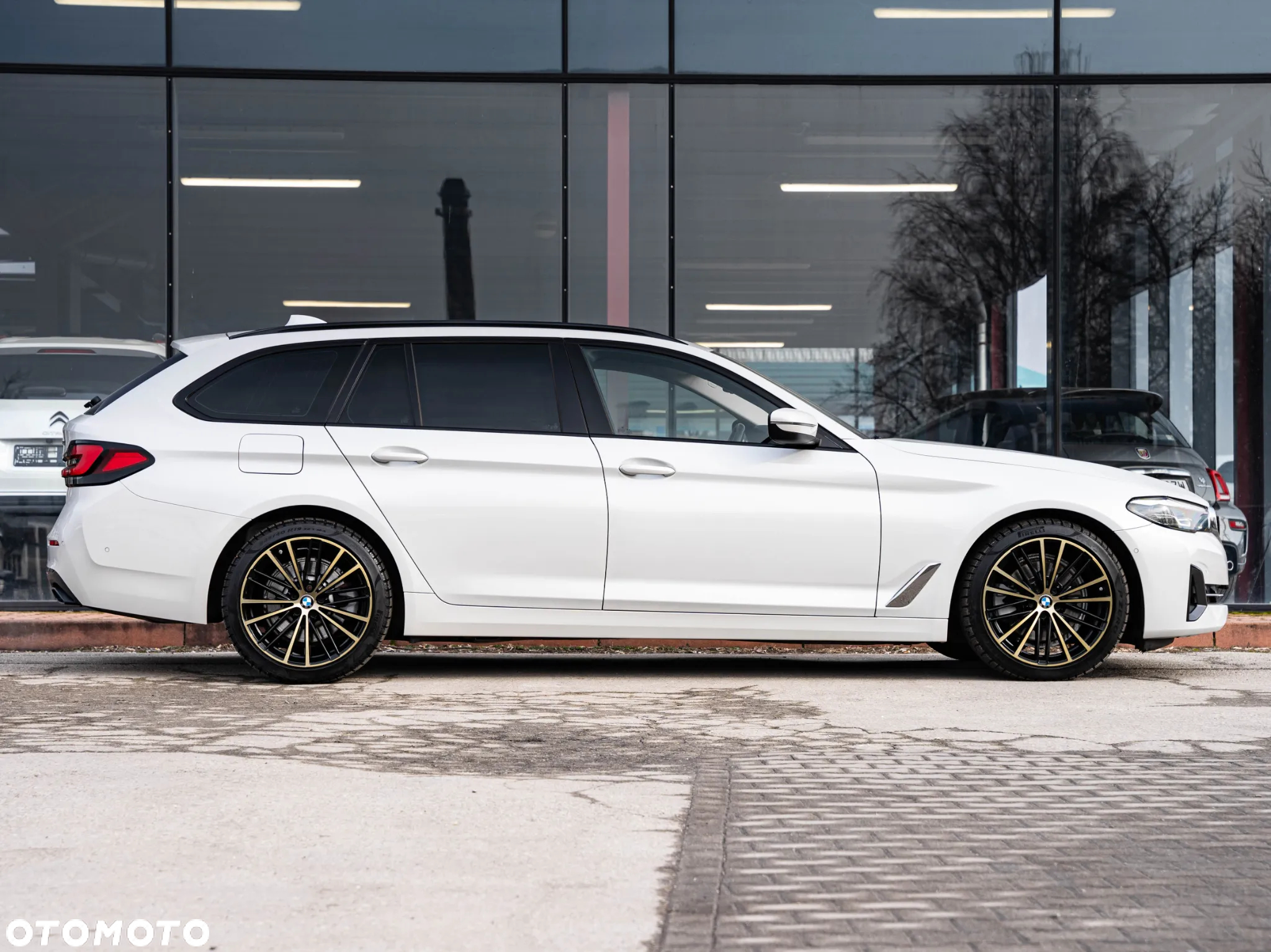 BMW Seria 5 520d xDrive Sport Line sport - 16