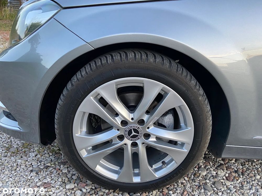 Mercedes-Benz Klasa C 180 CDI Avantgarde Edition - 33