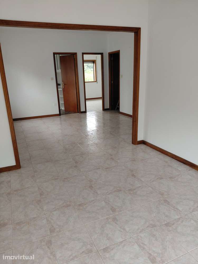 Moradia T2 com jardim e varanda em Modivas - Grande imagem: 3/4