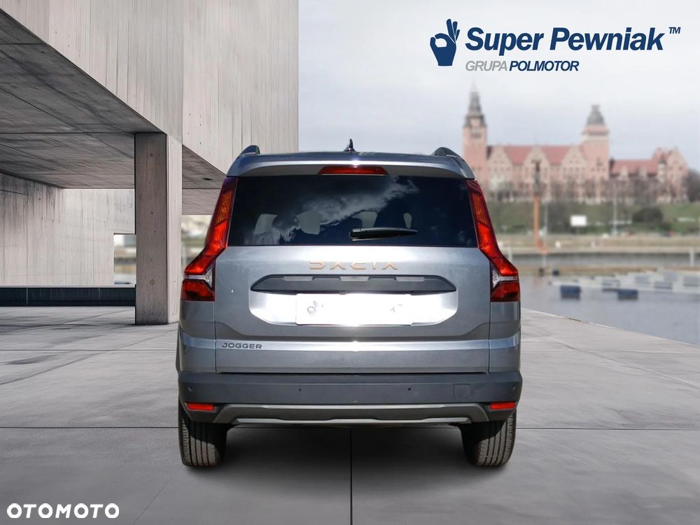 Dacia Jogger 1.0 TCe Extreme+ 7os - 4