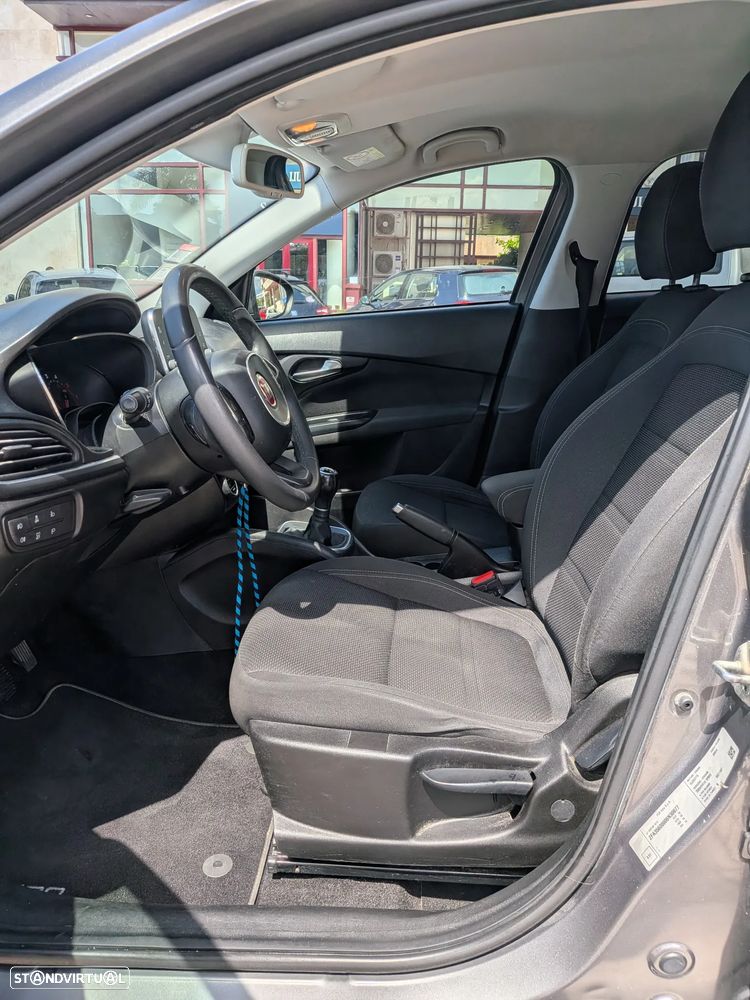 Fiat Tipo Station Wagon 1.3 M-Jet Lounge - 16