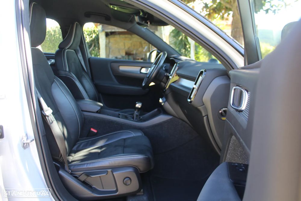 Volvo XC 40 - 20