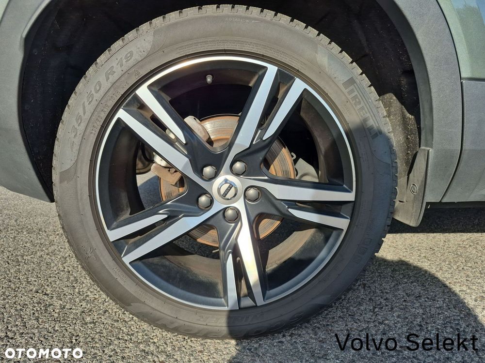 Volvo XC 40 - 22