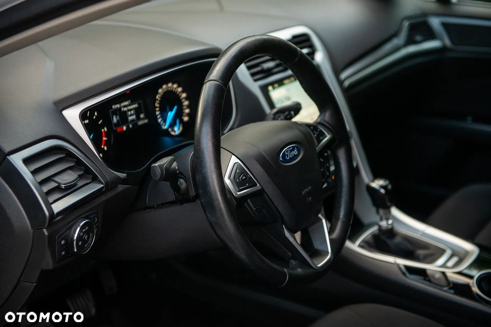 Ford Mondeo - 20