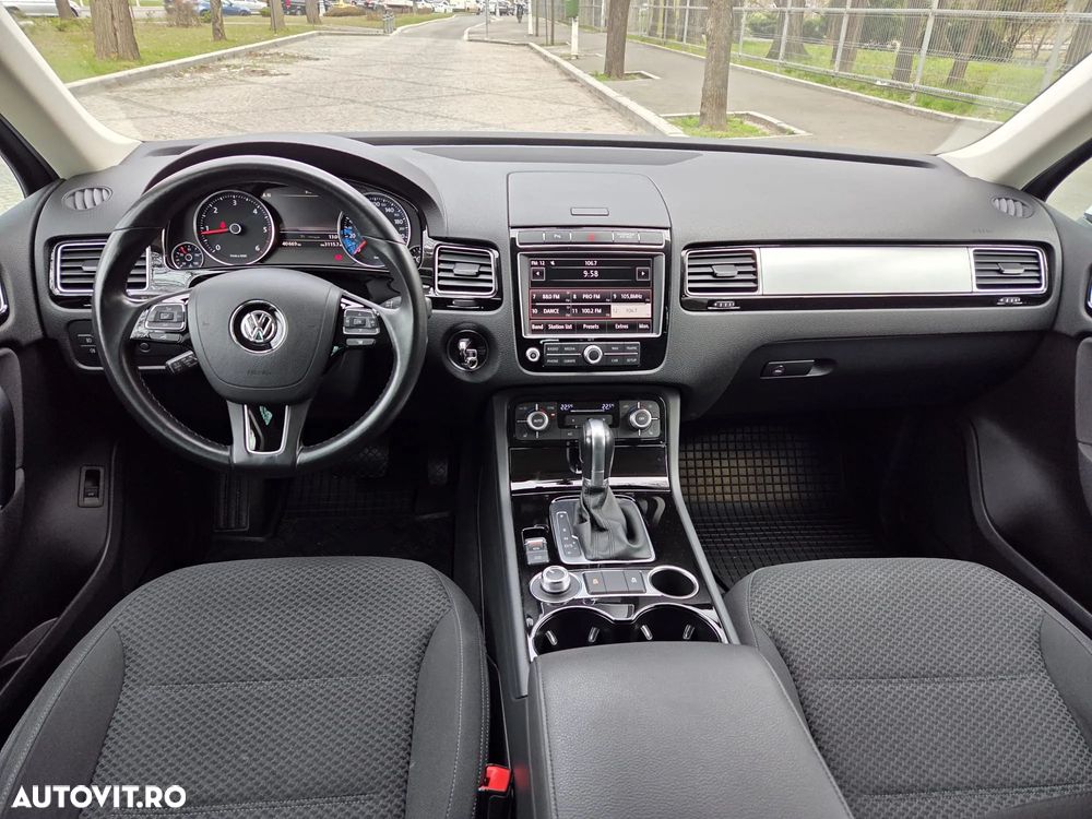 Volkswagen Touareg - 8