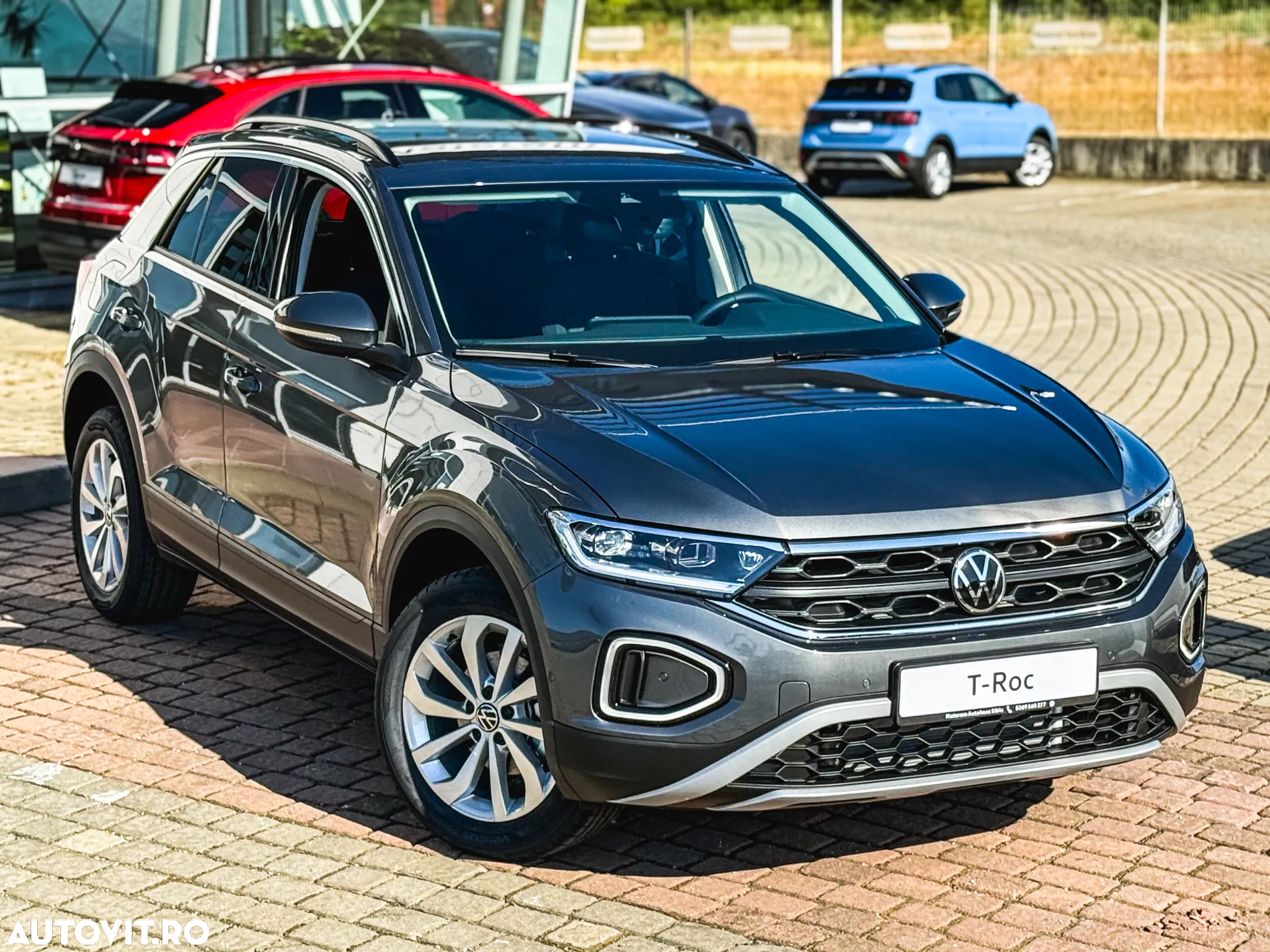 Volkswagen T-ROC 1.5 TSI DSG Life - 29