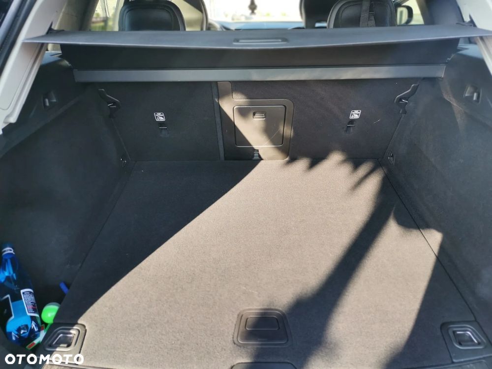 Volvo XC 60 - 8