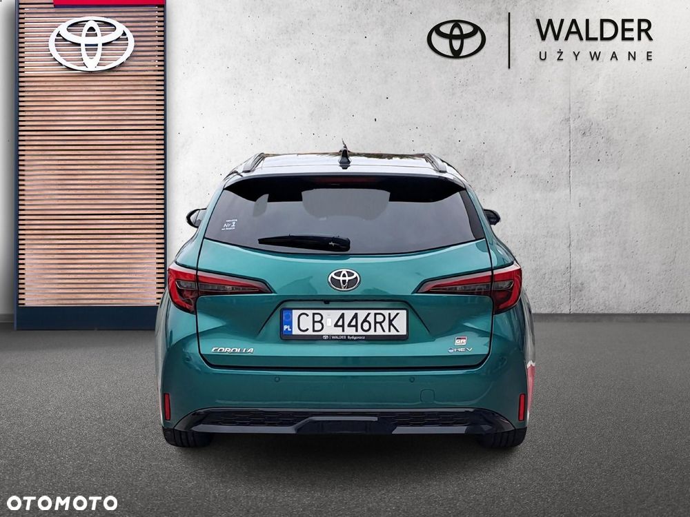 Toyota Corolla - 4