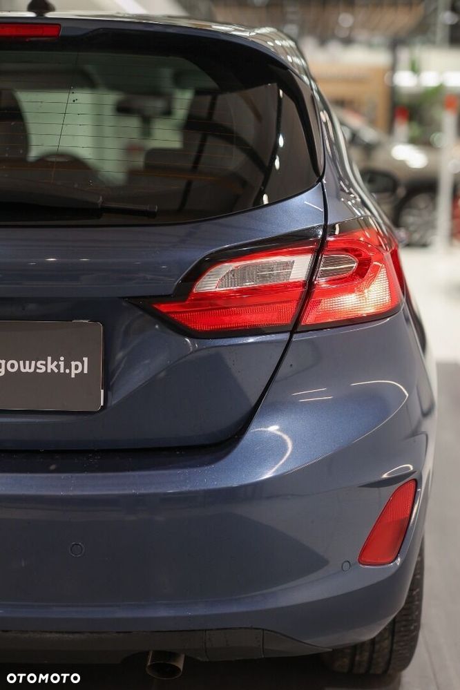 Ford Fiesta - 25