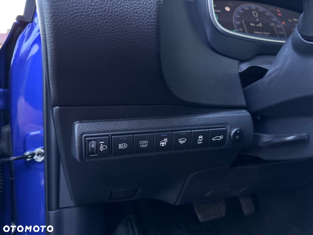 Toyota Corolla 2.0 Hybrid Executive - 12