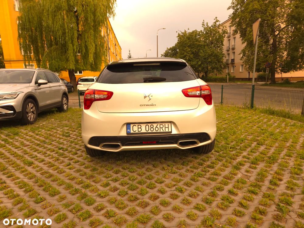 Citroën DS5 2.0 HDi SoChic - 2