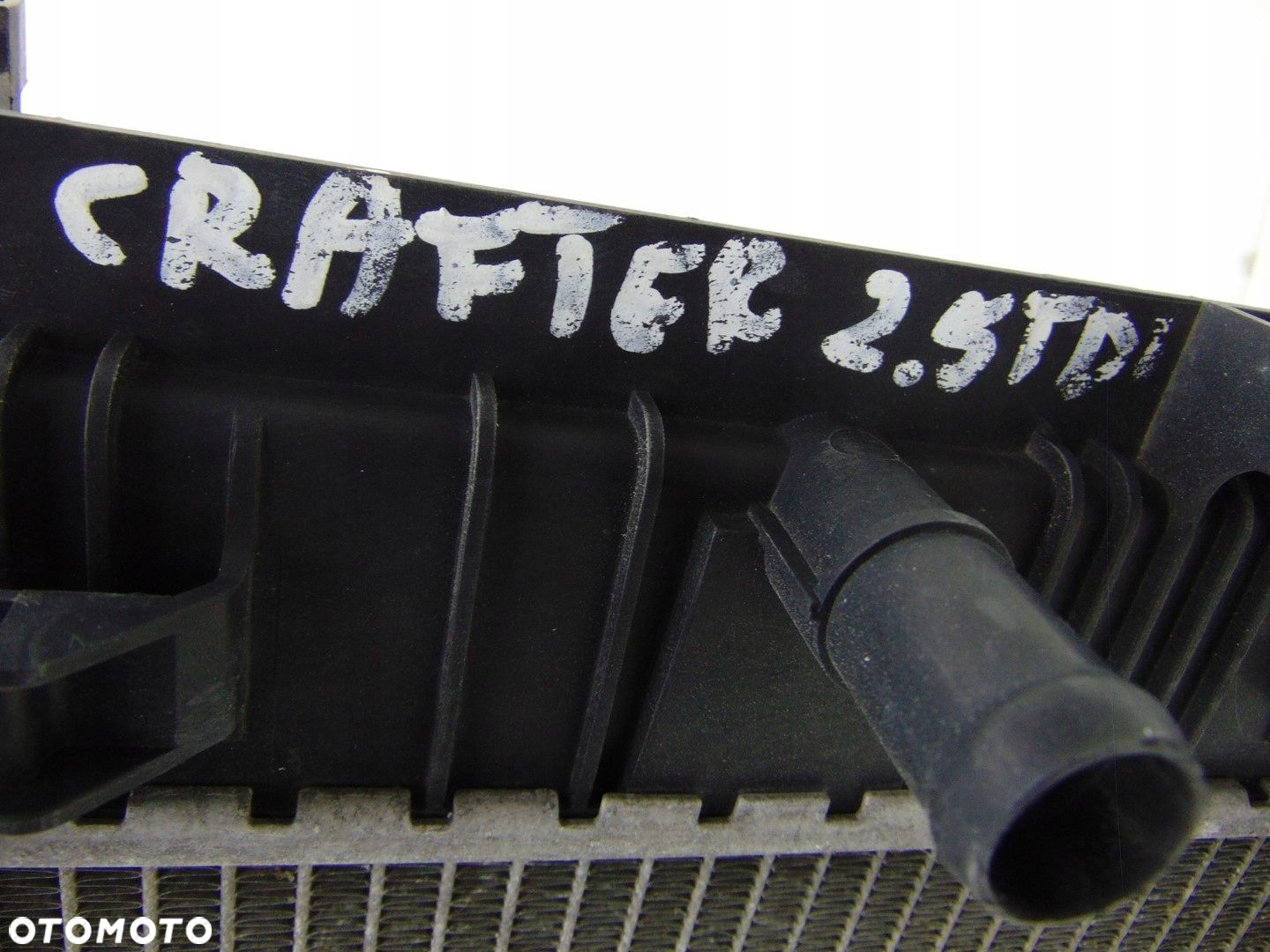 KPL CHŁODNICA WODY INTERCOOLER CRAFTER I 2.5 TDI - 7