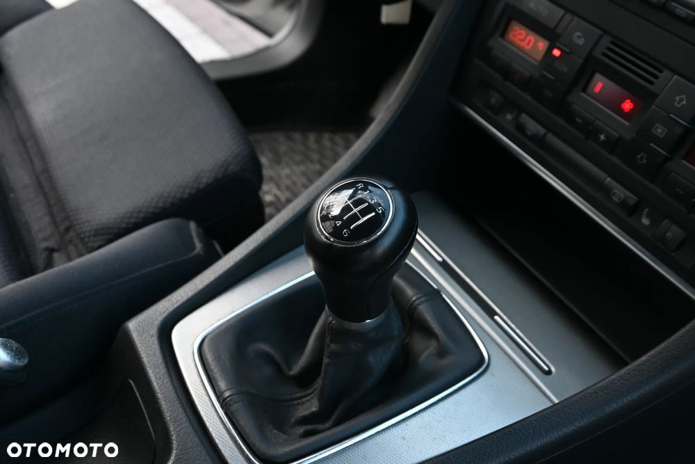 Audi A4 Avant 1.9 TDI - 30