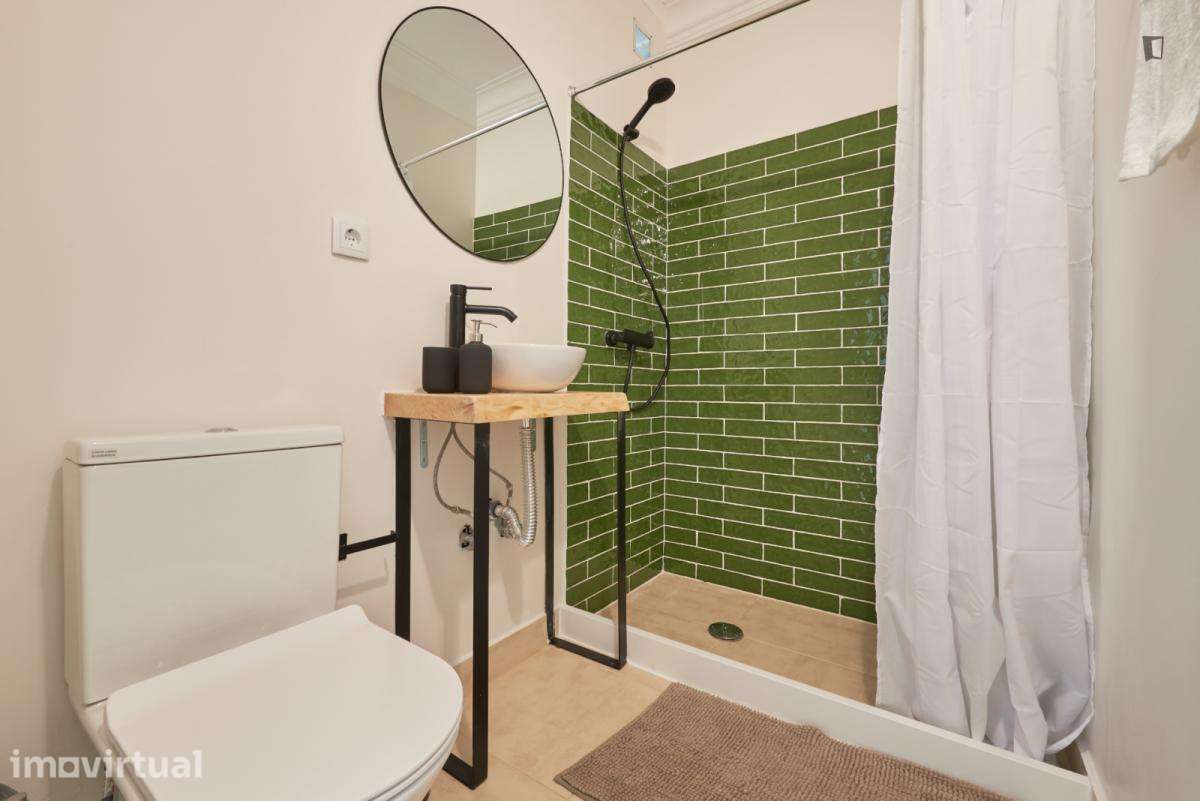 Quarto - localizado em Roma-Areeiro Lisbon - Grande imagem: 5/10