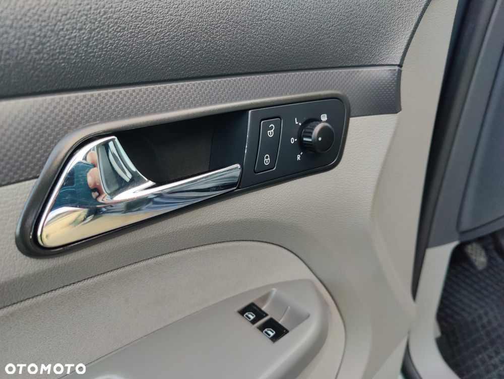 Volkswagen Caddy 1.4 Life (7-Si.) - 19