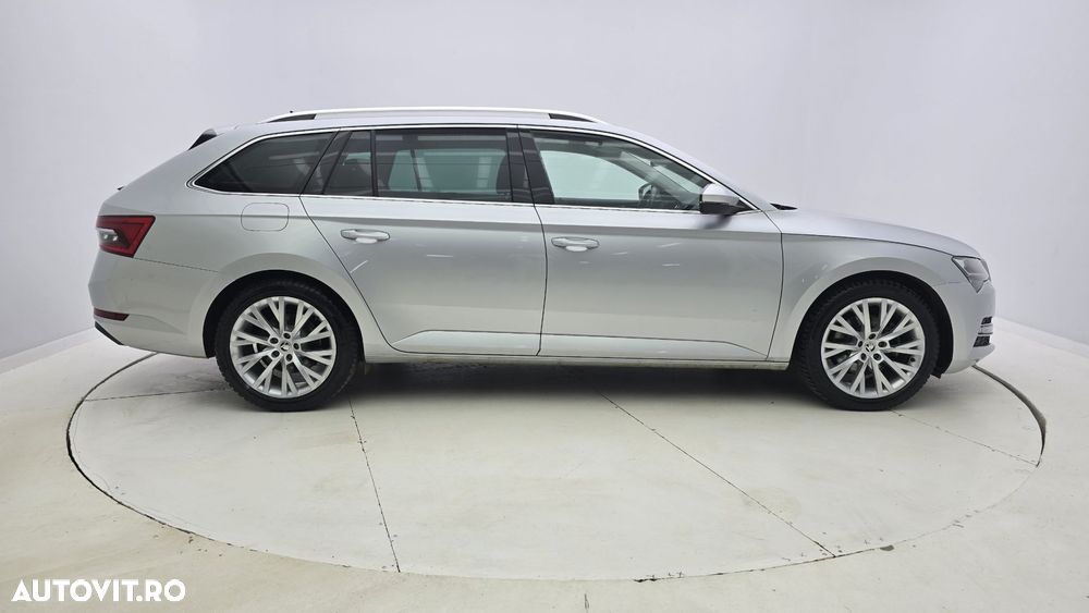 Skoda Superb Combi 2.0 TDI DSG Style - 5