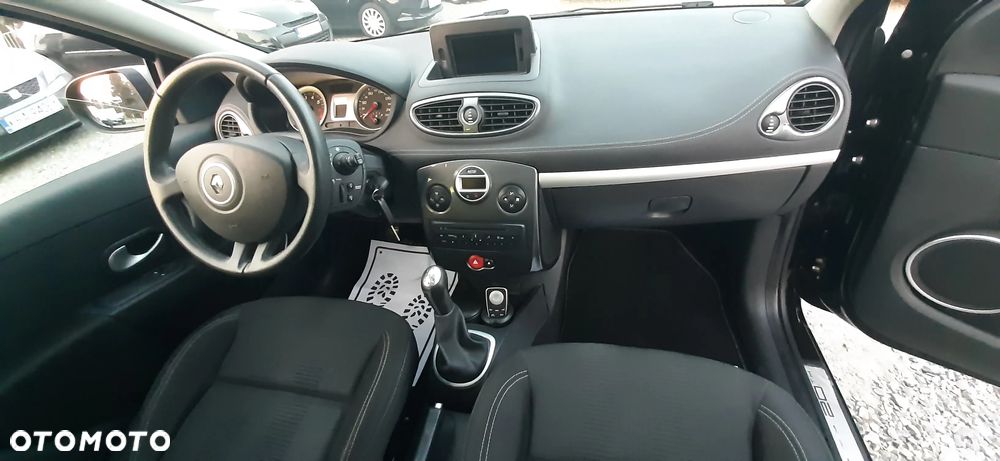 Renault Clio 1.2 16V Dwudziestka Euro5 - 34