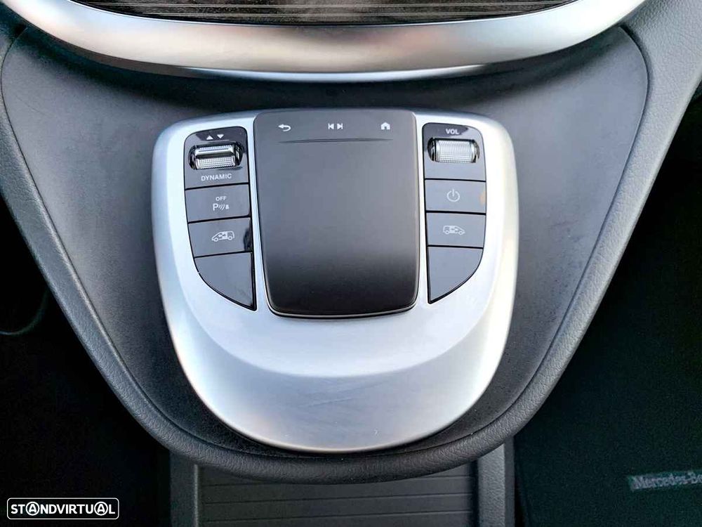 Mercedes-Benz EQV 300 Longa - 22