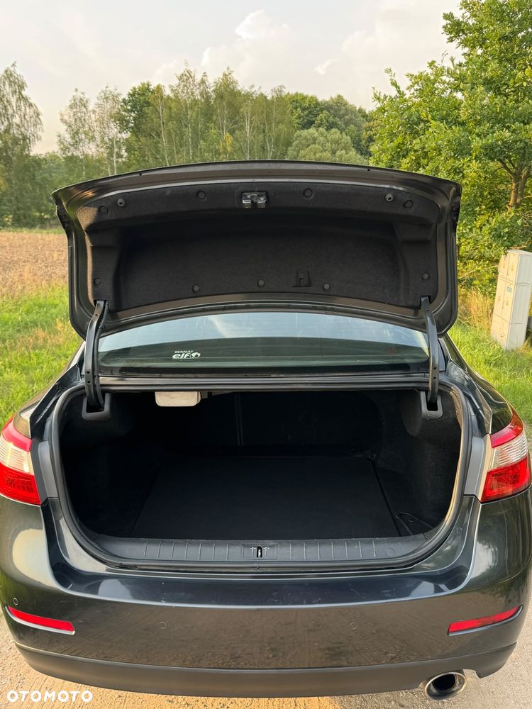 Renault Latitude - 12