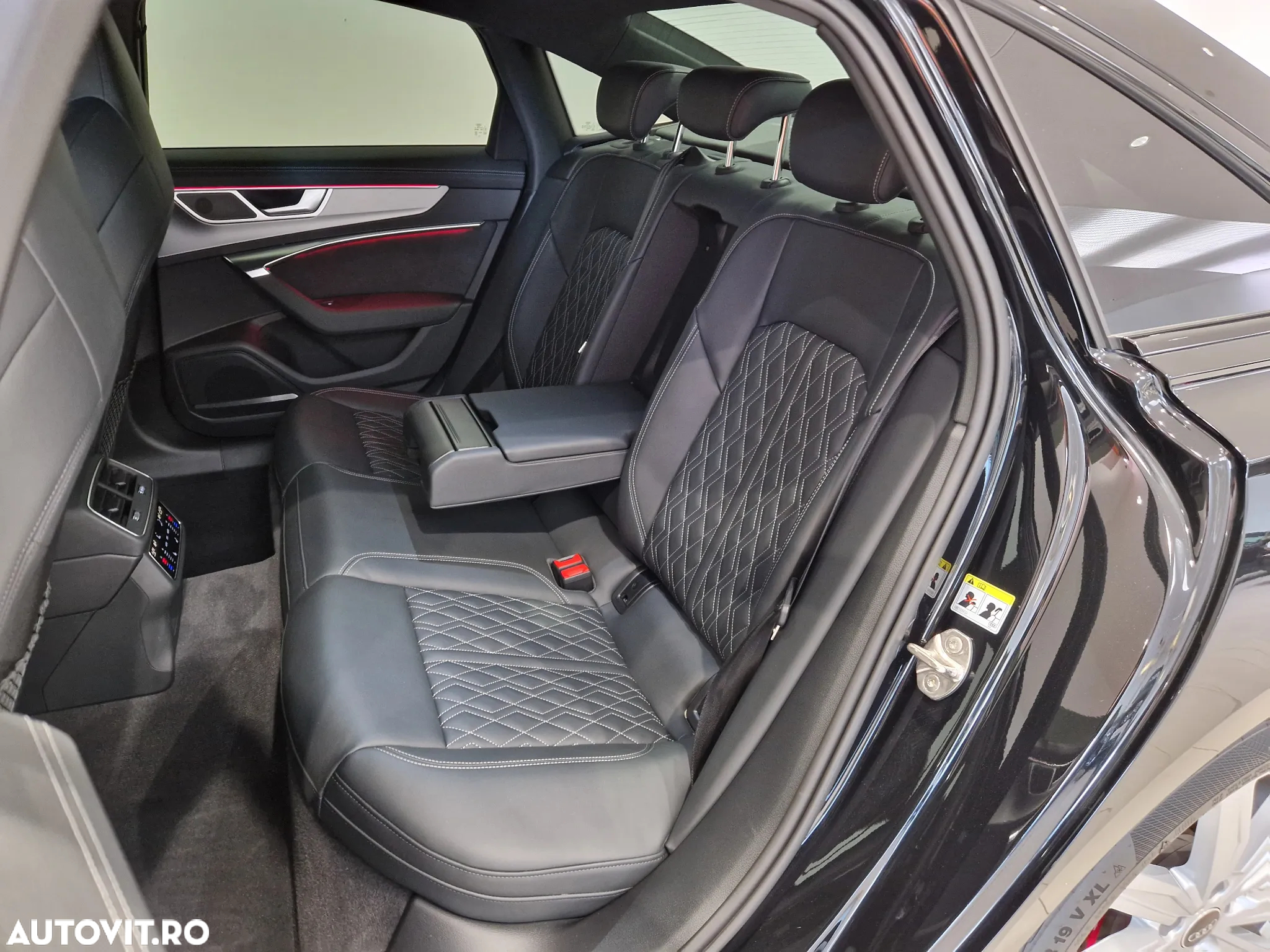 Audi A6 55 TFSI e quattro S tronic S line - 14