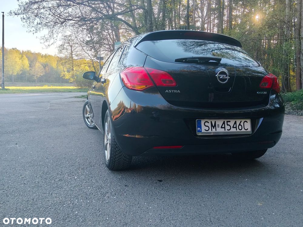 Opel Astra 1.4 ecoFLEX - 15