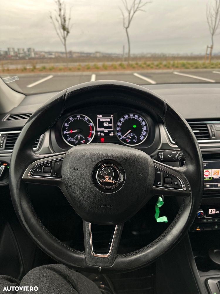 Skoda RAPID 1.2 TSI Style DSG - 10