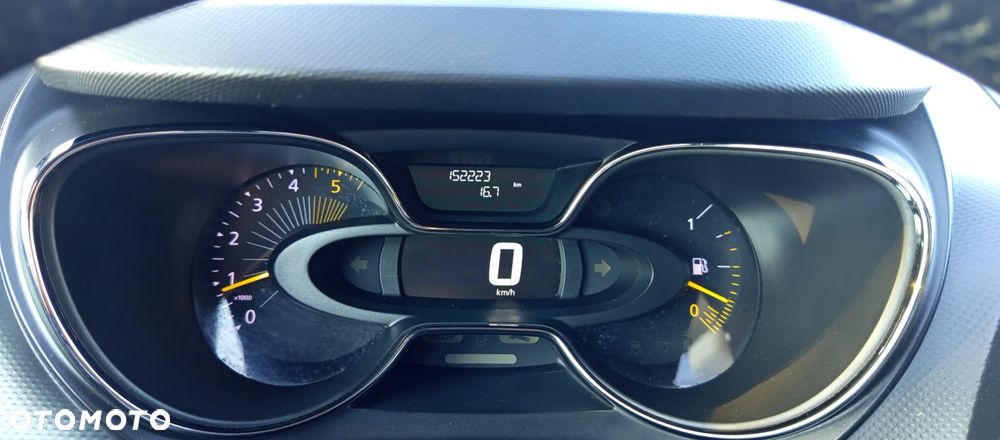 Renault Captur ENERGY dCi 90 Start&Stop Luxe - 9