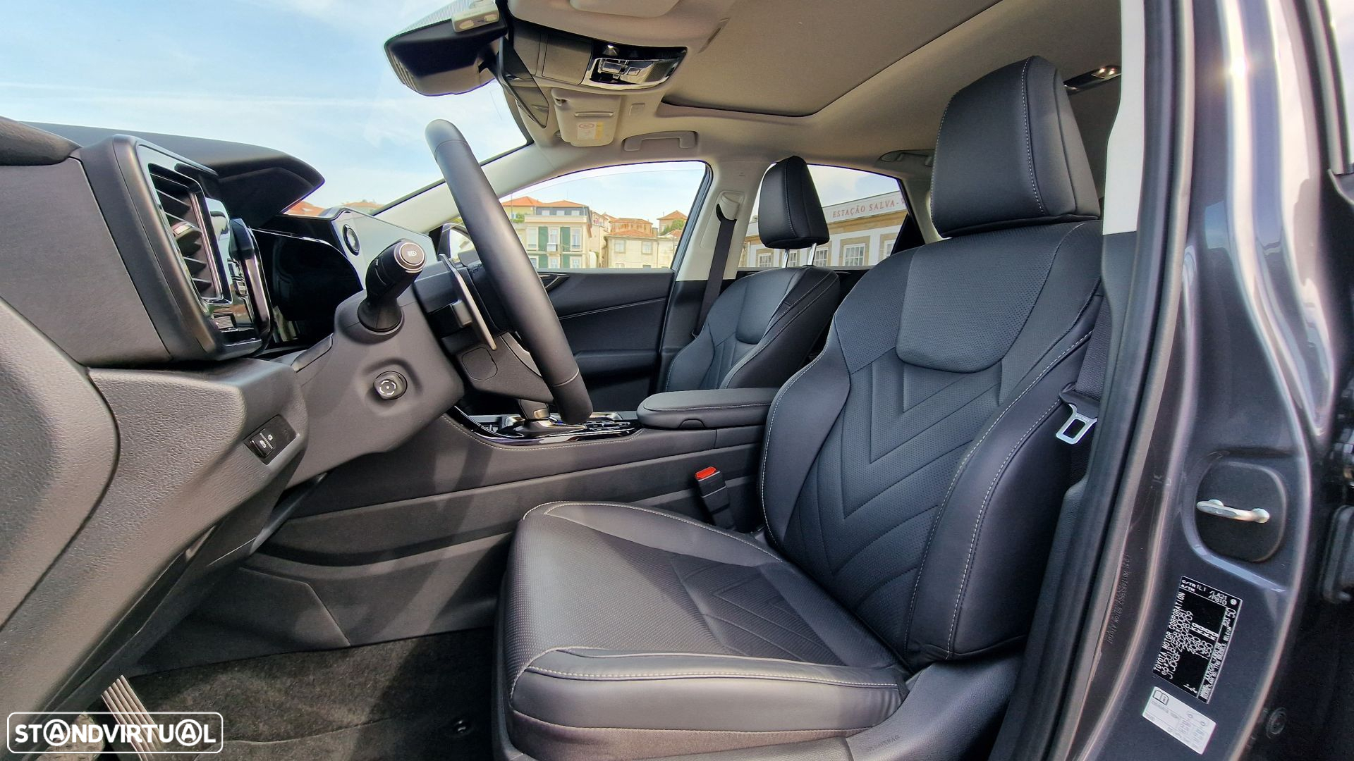 Lexus NX 450h+ Premium - 16