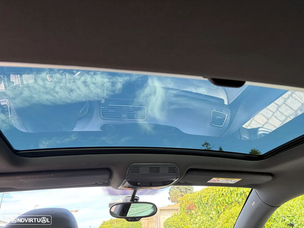 VW Scirocco 2.0 TDI Sport - 23
