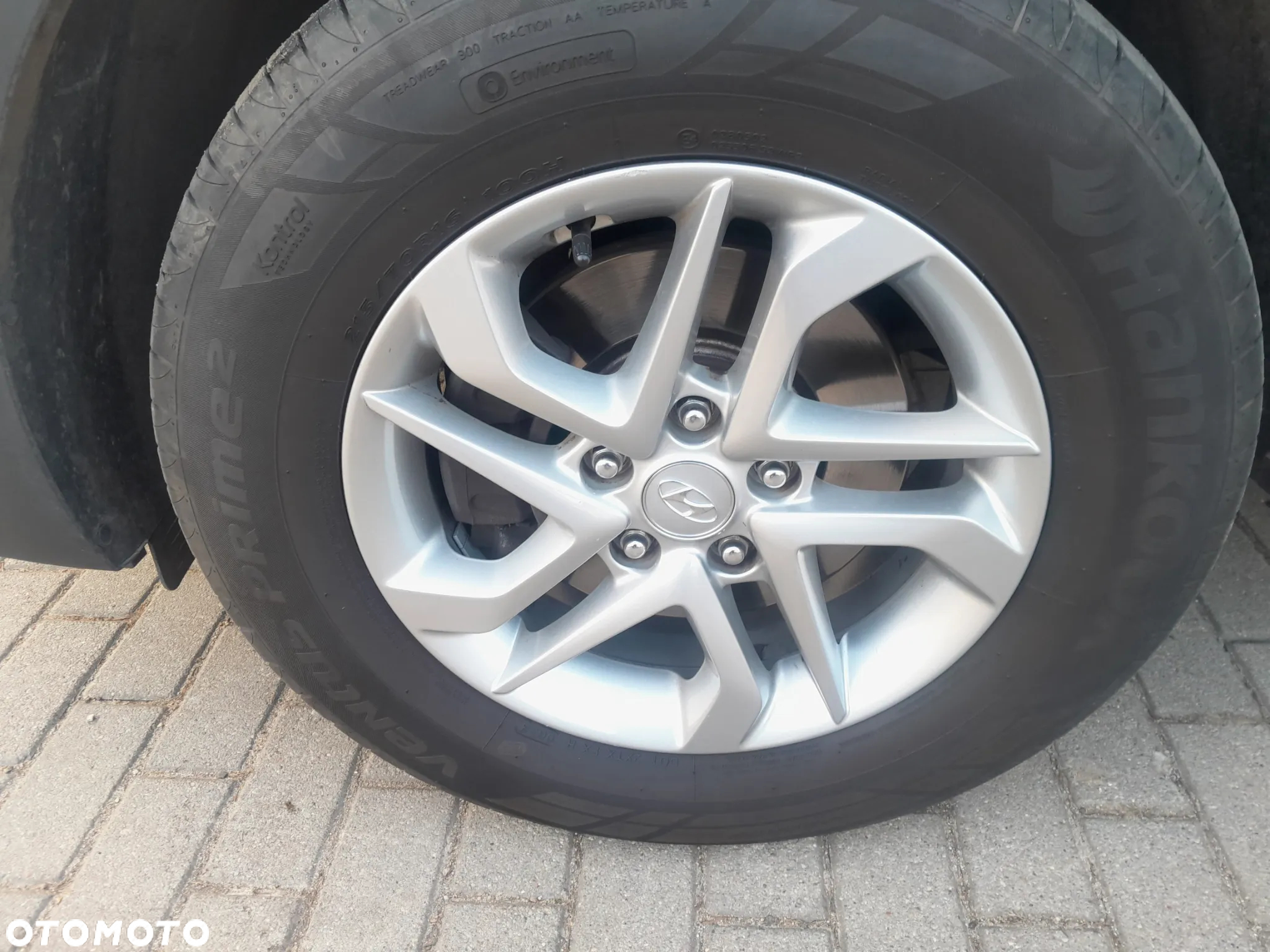 Hyundai Tucson 1.6 GDi 2WD Pure - 9