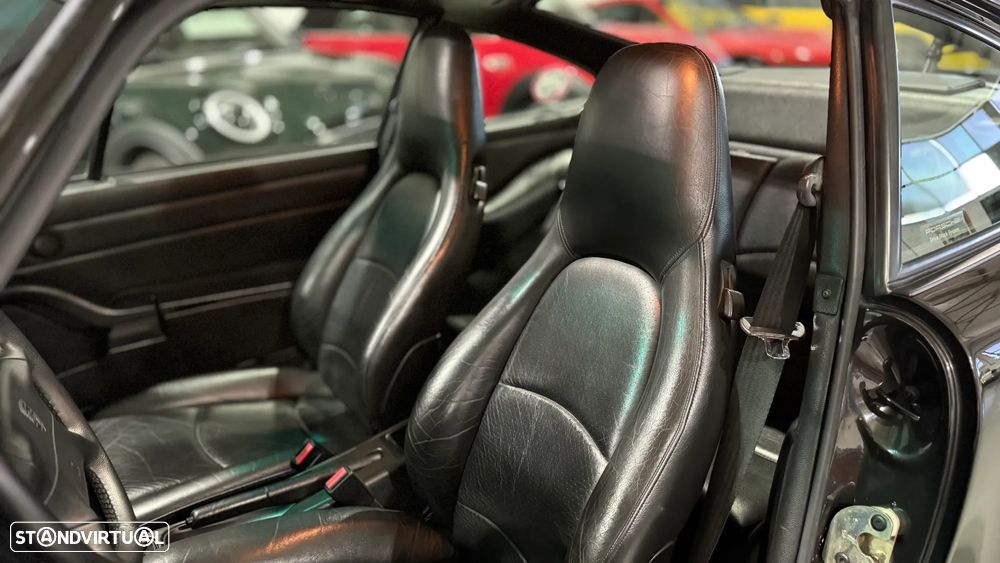 Porsche 911 (993) Cabriolet 3.6 Carrera 2 - 17