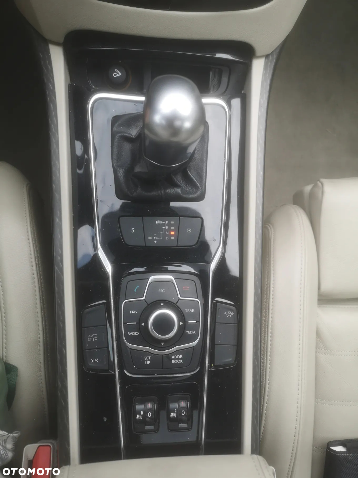 Peugeot 508 1.6 T Allure - 12