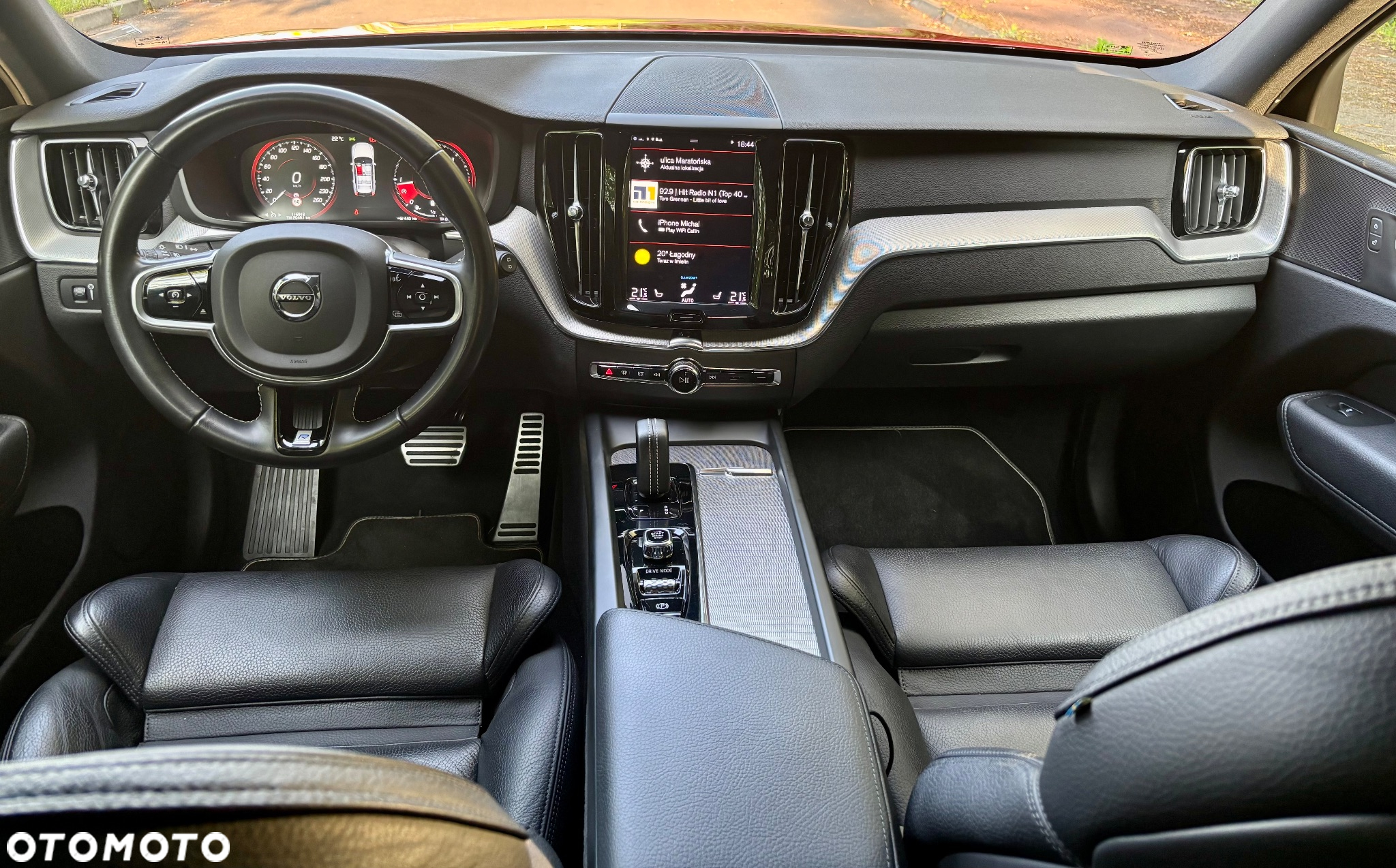 Volvo XC 60 D4 AWD R-Design - 22