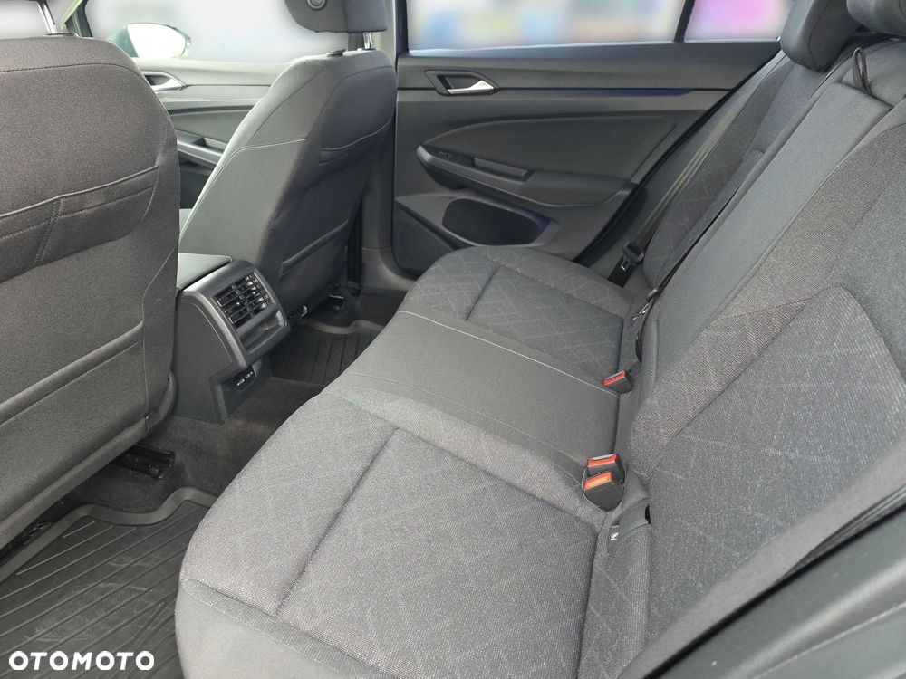 Volkswagen Golf - 17