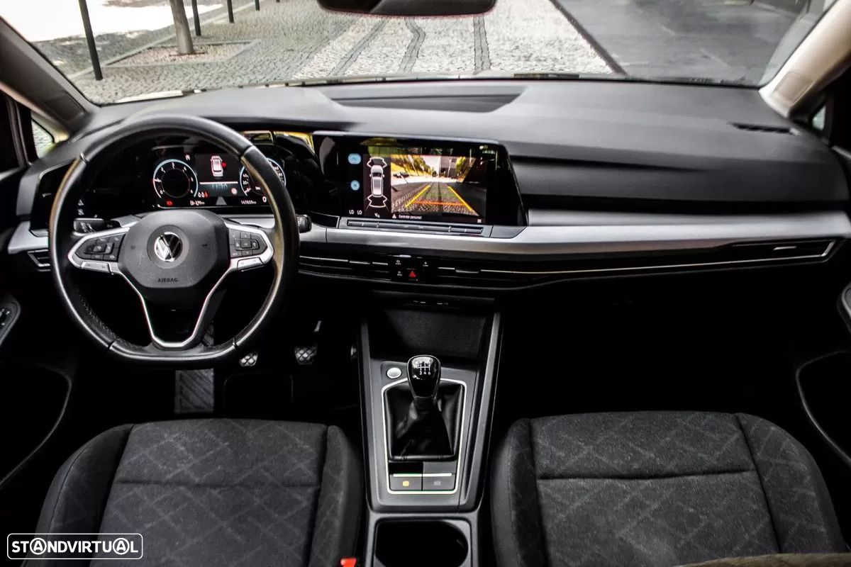 VW Golf Variant 2.0 TDi Conceptline - 38