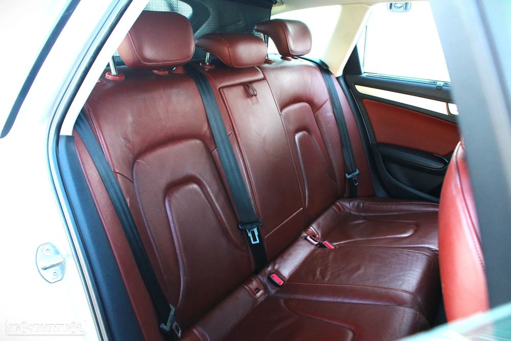 Audi A4 Avant 2.0 TDI exclusive - 35