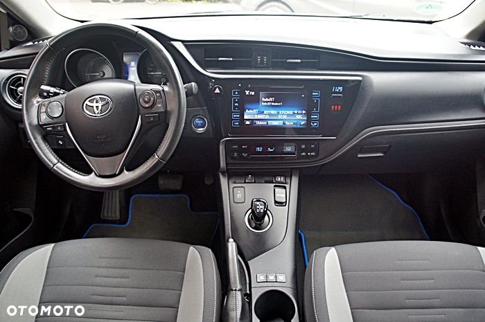 Toyota Auris 1.8 HSD Luna - 20