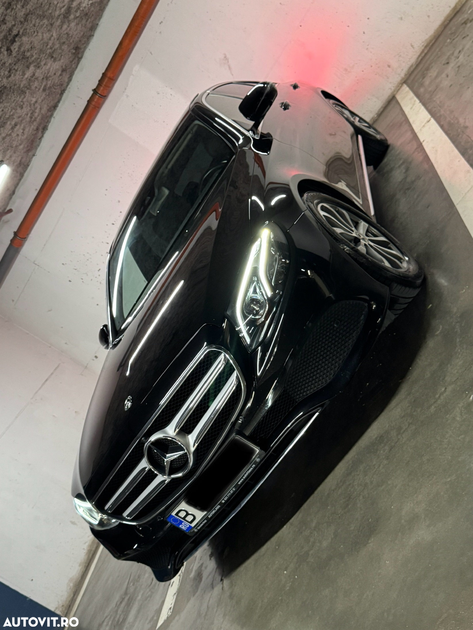 Mercedes-Benz E 220 d 9G-TRONIC Avantgarde - 2