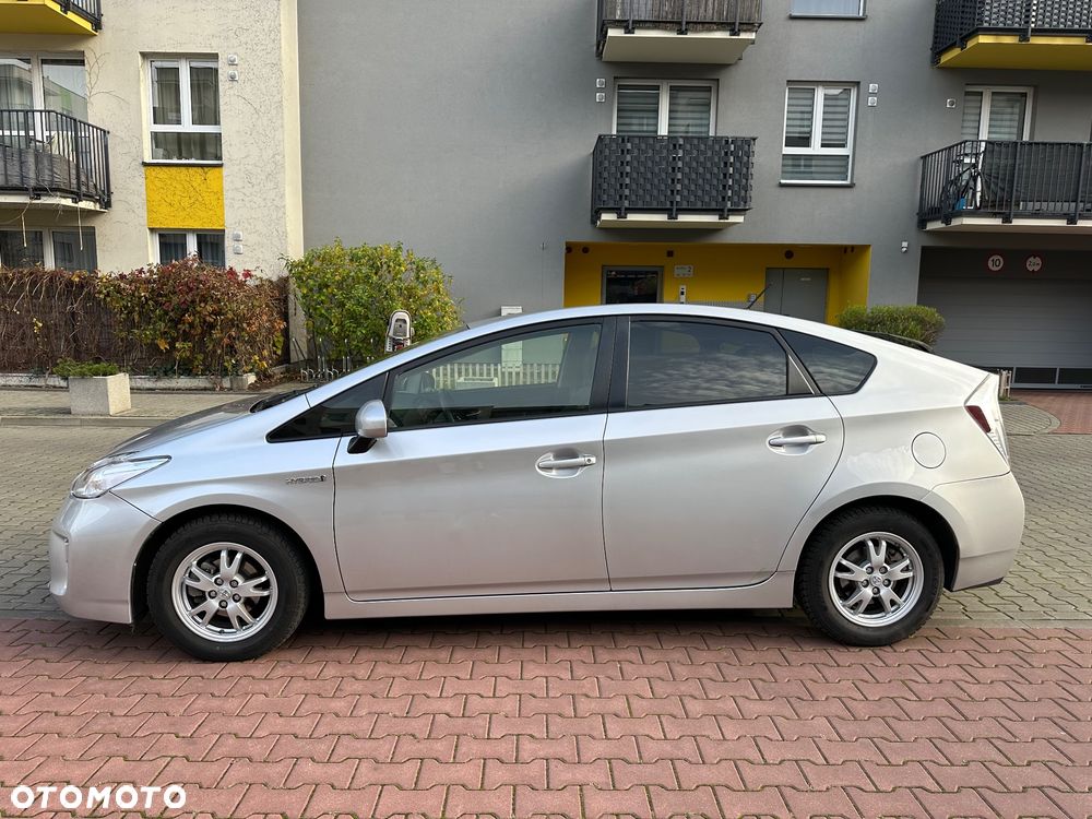 Toyota Prius 1.8 HSD Active - 5
