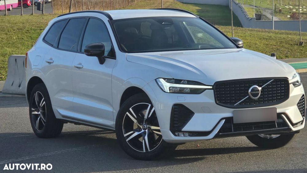 Volvo XC 60 B4 MHEV AWD R-Design - 15