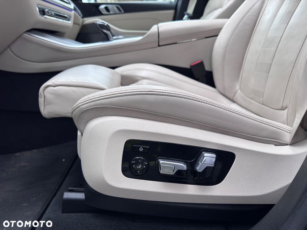 BMW X5 xDrive40i - 17