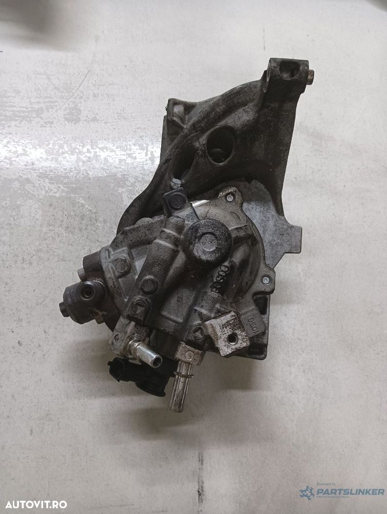 Pompa inalte presiune  FORD FIESTA VII 2017 - > 1.5 TDCi XUJC, XUJD, XUJE, XUJF, XUJG, XUJK, XUJL, XUJM, XUJN, XVJE 0445010592 - 1
