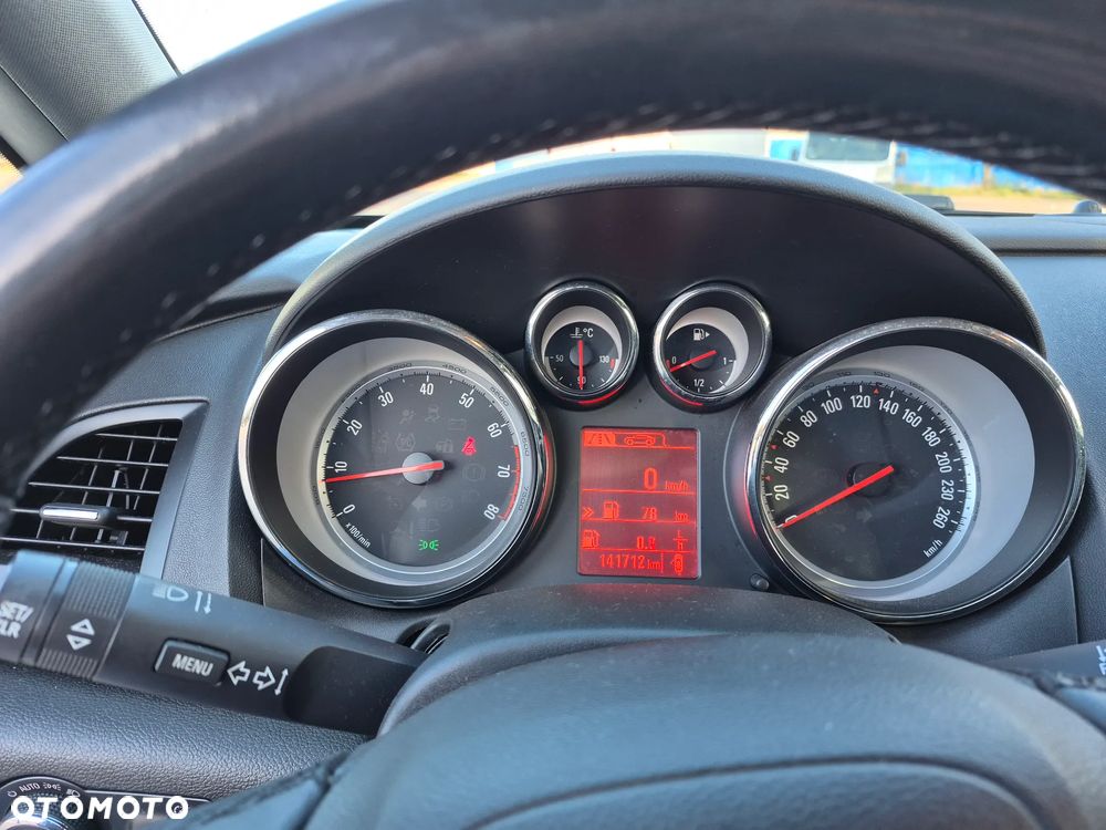 Opel Astra 1.4 Turbo Sport - 11