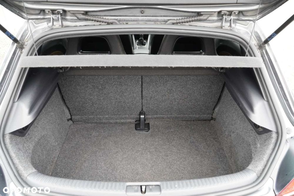 Volkswagen Scirocco - 8