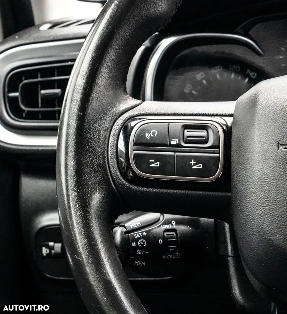 Citroën C3 1.2 PureTech S&S BVM Shine - 21