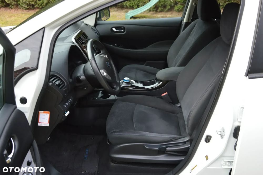 Nissan Leaf 30 kWh (mit Batterie) Acenta - 18