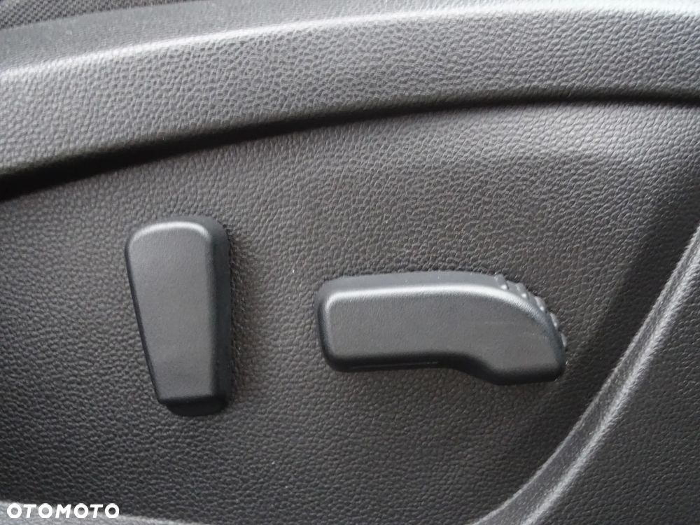 Renault Arkana E-TECH 145 INTENS - 21