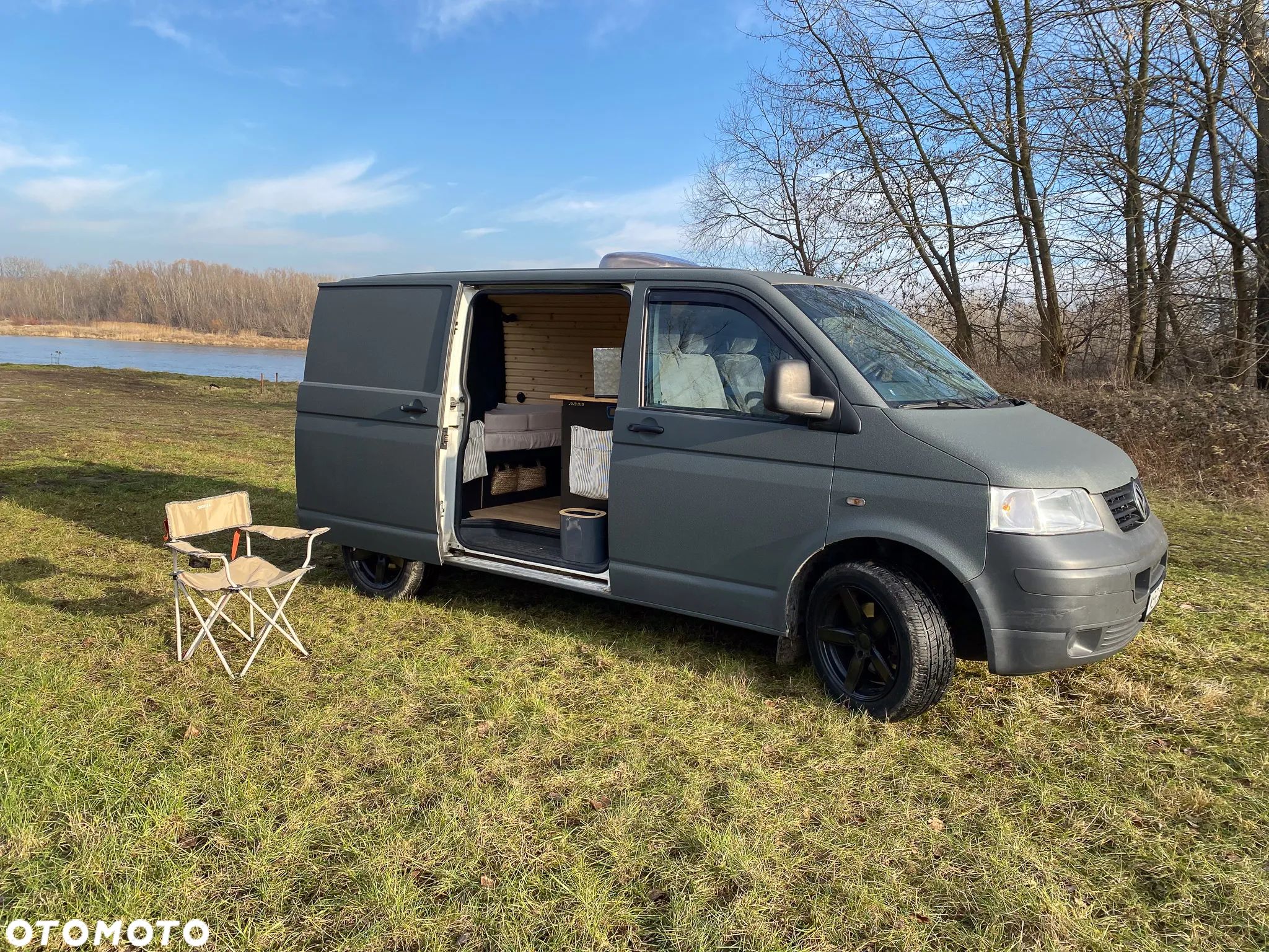 Volkswagen Transporter T5 - 1