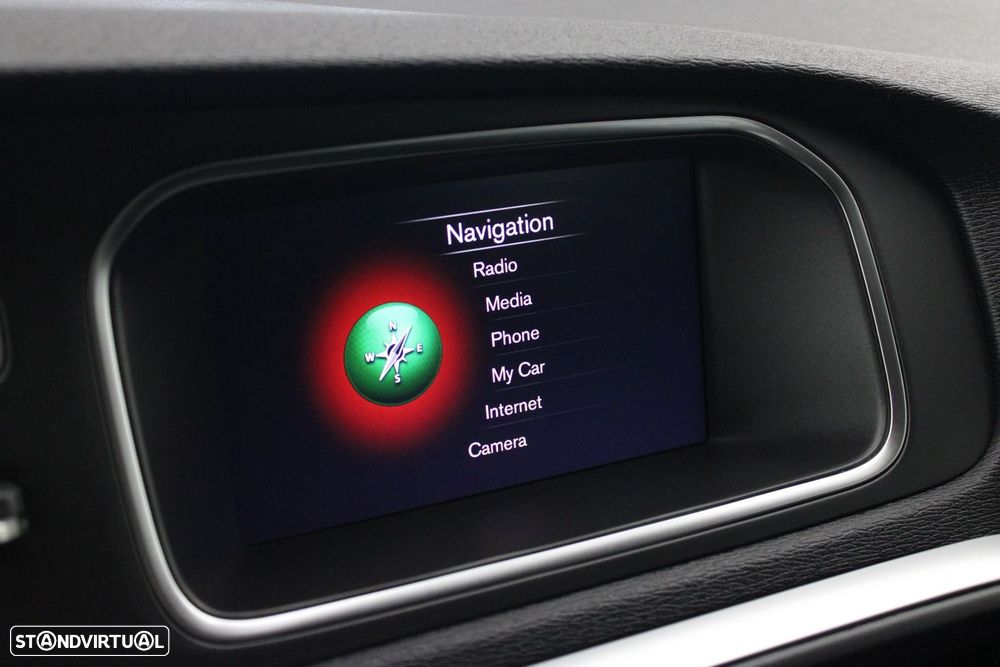 Volvo V40 Cross Country 2.0 D3 Momentum - 14